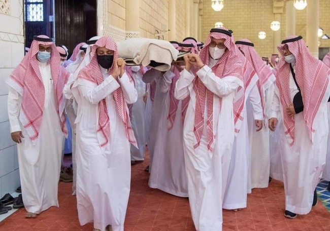 الأميرة ‏نوف بنت خالد بن عبدالله ال سعود في ذمة الله