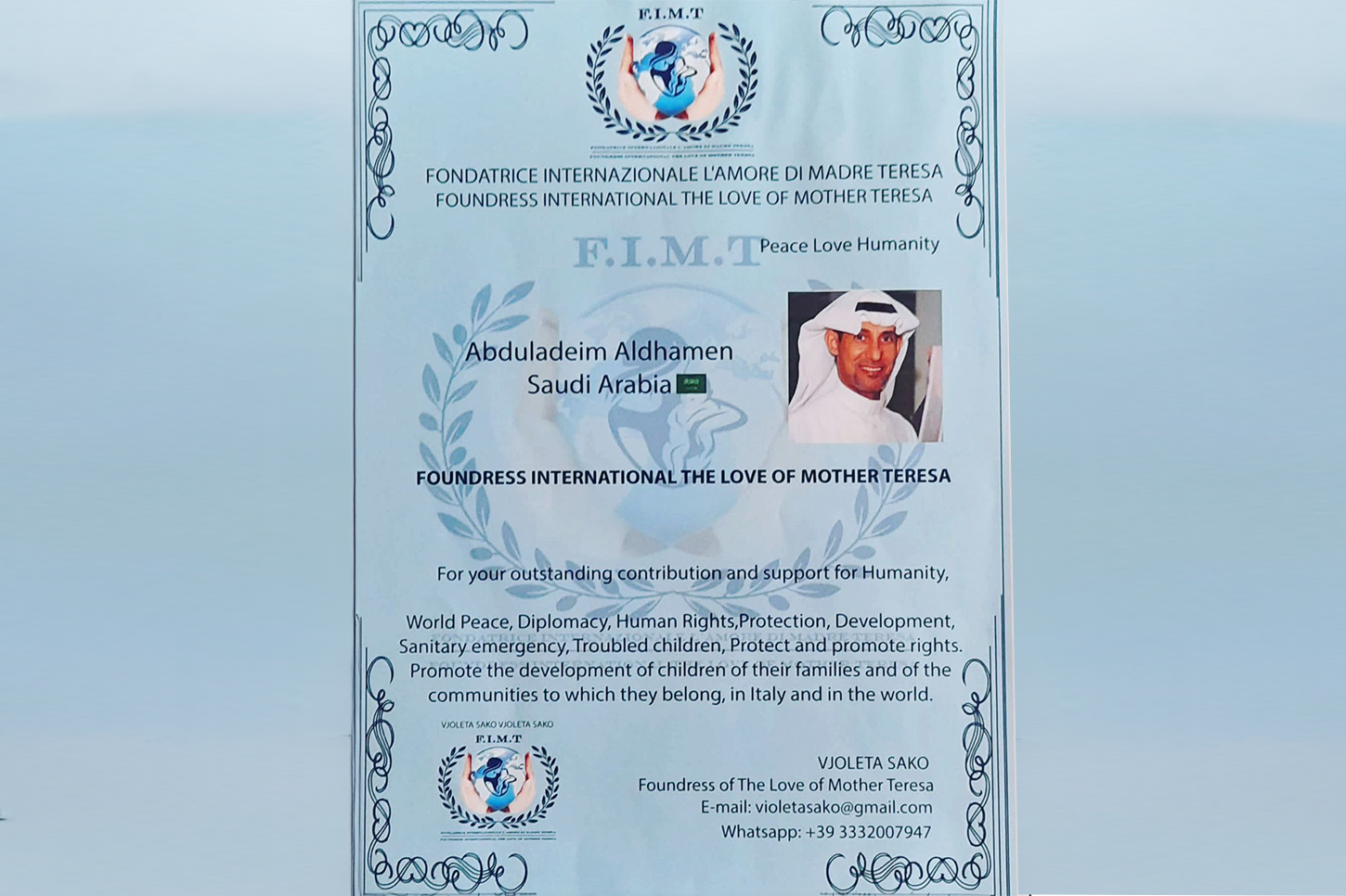 "الفن والإنسانية يلتقيان في شخصية الفنان السعودي عبدالعظيم الضامن"
